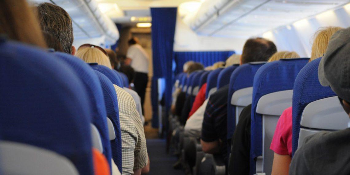 Конфликт пассажиров самолёта из-за откинутого кресла