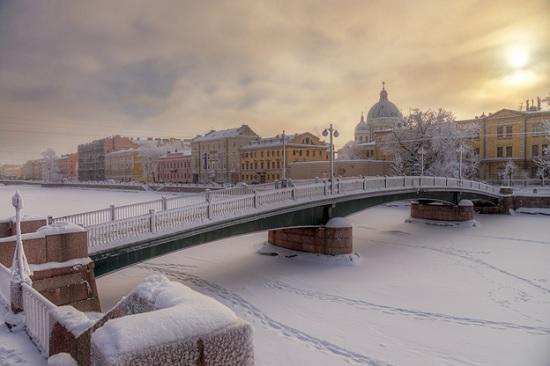 Санкт-Петербург туризму объявил локдаун – городские власти туристов пока не зовут Северную столицу России