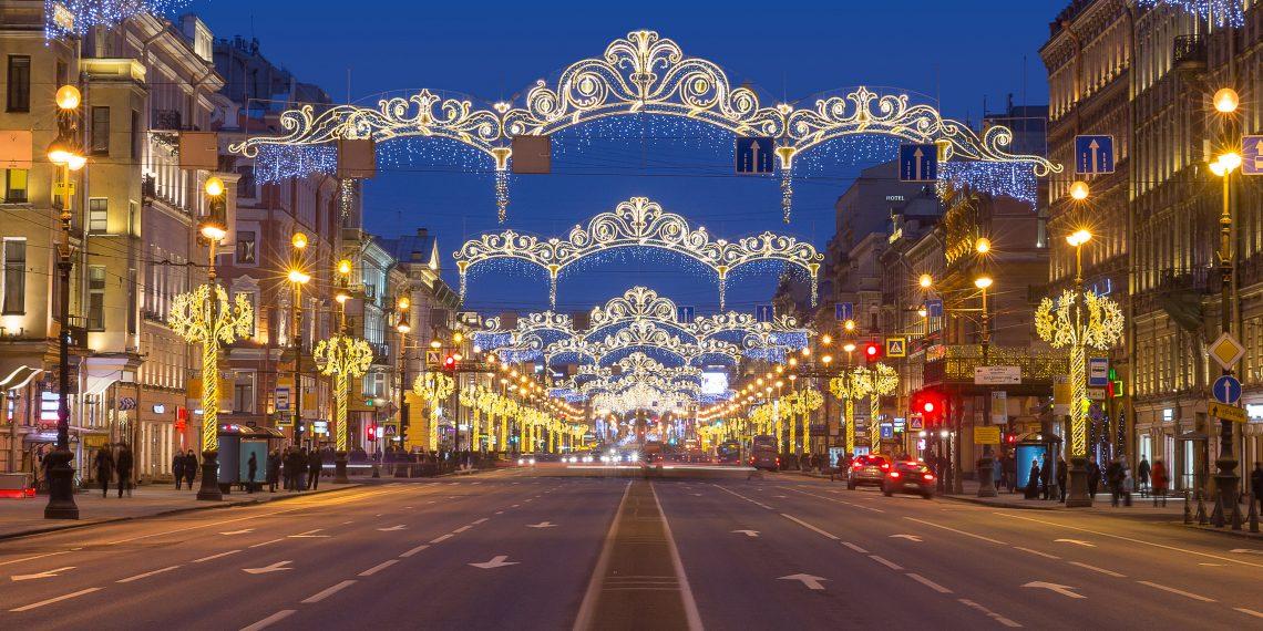 В Петербурге на новогодние праздники закрывают все кафе и рестораны