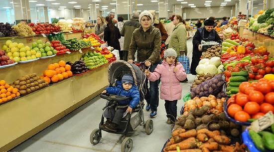 Выше столичных: москвичи удивились ценам на крымских рынках