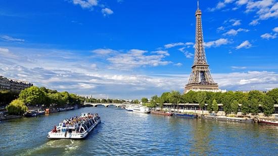 В Париже Сену откроют для туристов уже в следующем году